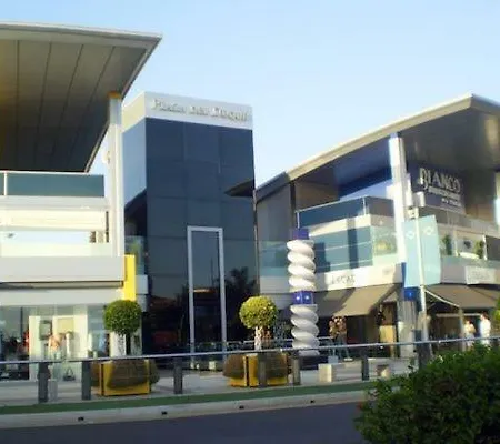 公寓 Eden Duke-paradise Jacuzzi Terrace Retreat 阿德耶